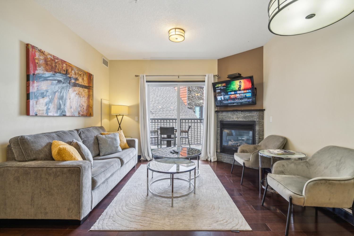 Cozy One Bedroom Condo With Indoor Pool And Hottub Canmore Esterno foto
